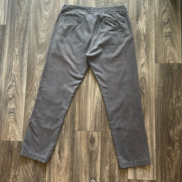 J Crew Men’s 34x32 Sutton Chino Pants Grey - Picture 4 of 7